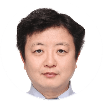 Zhenzhe Wang - Director of Engineering